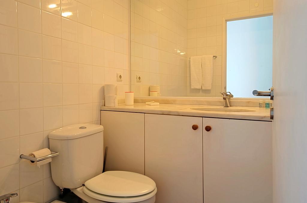 Portas Do Teatro Apartments Lisbon Bilik gambar